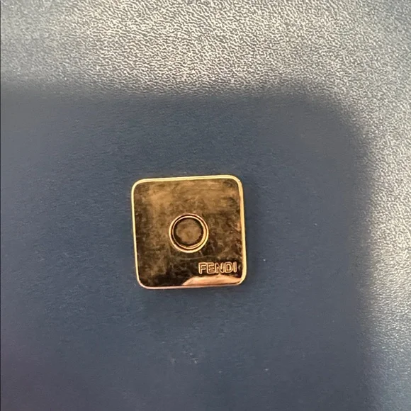 Fendi bag - Picture 5 of 16